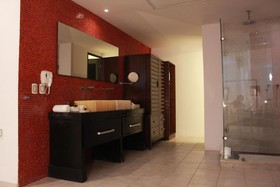 In Fashion Hotel & Spa