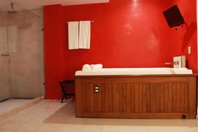 In Fashion Hotel & Spa