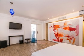 In Fashion Hotel & Spa