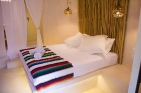 Isabella Beachside Hotel