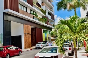 Kuxtal Condos by Select