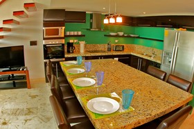 Las Brisas Condominios