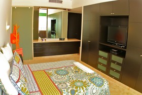 Las Brisas Condominios
