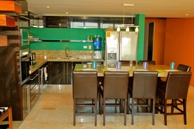 Las Brisas Condominios
