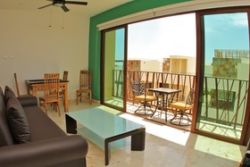 Las Brisas Condominios