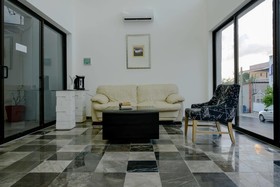 Las Perlas Condo Hotel