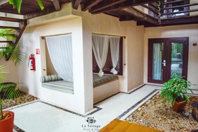 La Tortuga Hotel & Spa