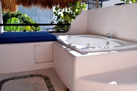 La Tortuga Hotel & Spa