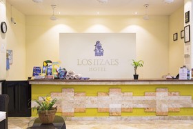 Los Itzaes Hotel
