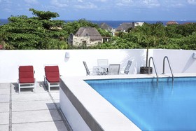 Los Itzaes Hotel