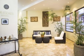Los Itzaes Hotel