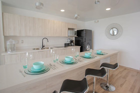 Macondo 5th Av Condos