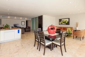 Magia Beachside Apartment by Bvr