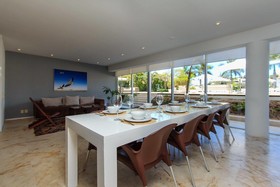 Magia Beachside Apartment by Bvr