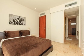 Magia Beachside Apartment by Bvr