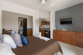 Maui Suites
