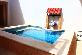 Maya Inn
