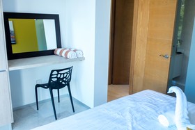 Menesse 32 by Mikitito Rentals