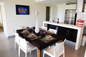 Golfers' Paradise at Nick Price Residences!