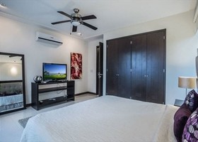 Oasis12 by Sea Side