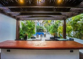 Oasis12 by Sea Side