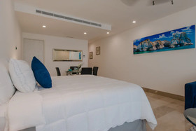 Oceana Residencias de Playa by Playa District