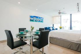 Oceana Residencias de Playa by Playa District