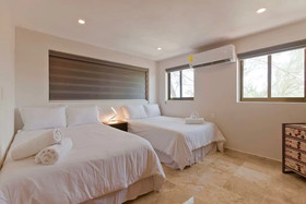 Ocean Plaza by Praia