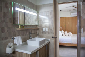 Opal Suites