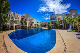 Paseo Del Sol by Bric