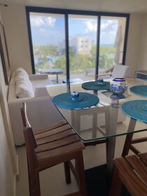 Polo 54 Downtown Apartments