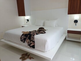 Polo 54 Downtown Apartments