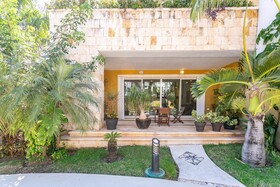 Pueblito Escondido