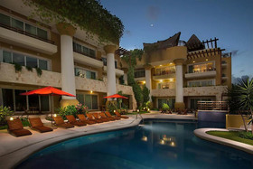 Pueblito Escondido by Moskito