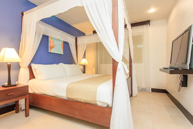 Pueblito Escondido by Playa Moments