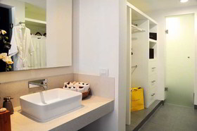 Pure All Suites at Nick Price Residences