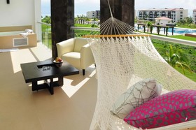 MareAzul Family Beach Condohotel