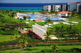 MareAzul Family Beach Condohotel
