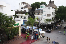 Quinta Avenida Downtown Apartments