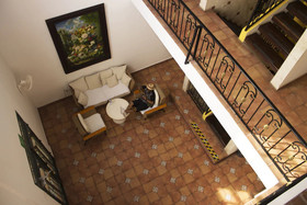 Quinta Avenida Downtown Apartments