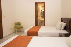 Quinta Avenida Downtown Apartments