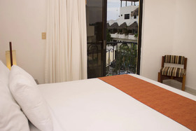 Quinta Avenida Downtown Apartments