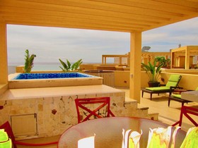 Residences El Faro by Playa Paradise