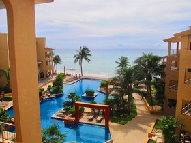 Residences El Faro by Playa Paradise