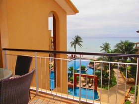 Residences El Faro by Playa Paradise