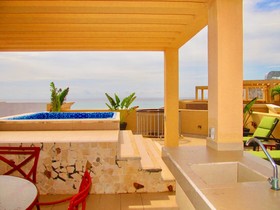 Residences El Faro by Playa Paradise