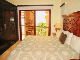 Residences El Faro by Playa Paradise