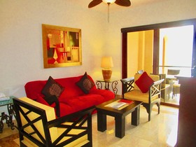 Residences El Faro by Playa Paradise