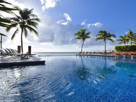 Residences El Faro by Your Best Getaway