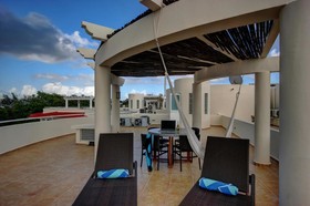 Riviera Maya Suites